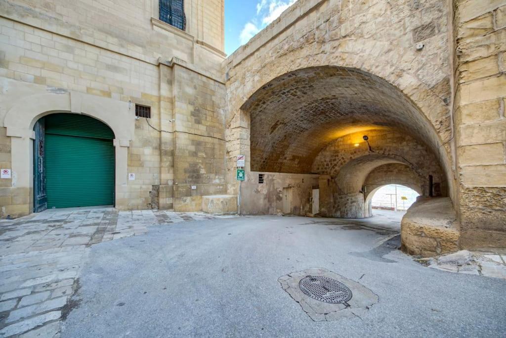 31 Sally Port Valletta Exteriör bild